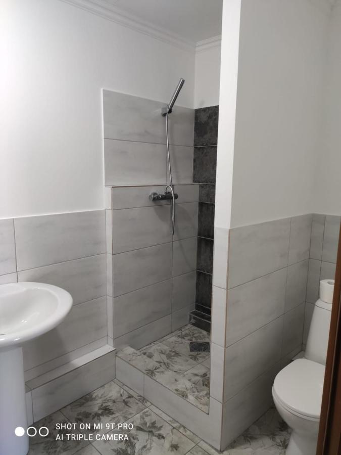 Studio In The Center City 基希讷乌 外观 照片